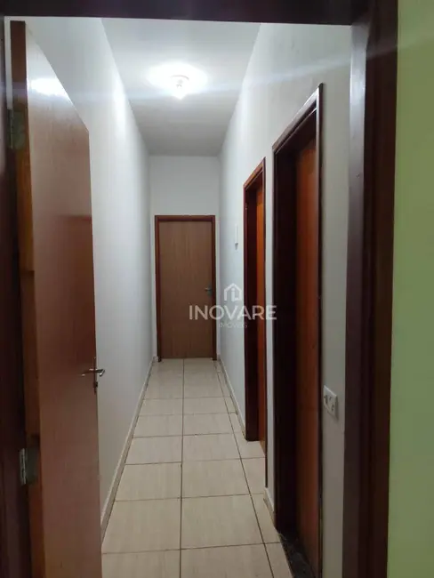 Casa com 2 quartos à venda, 186m2 em Itumbiara - GO - imagem 8 Foto 8 de Casa com 2 quartos à venda, 186m2 em Itumbiara - GO