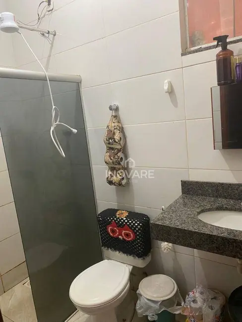 Casa com 2 quartos à venda, 250m2 em Setor Buritys, Itumbiara - GO - imagem 4 Foto 4 de Casa com 2 quartos à venda, 250m2 em Setor Buritys, Itumbiara - GO