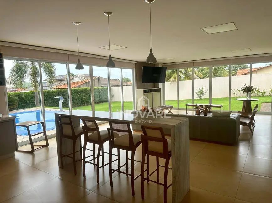 Foto 1 de Casa com 3 quartos à venda, 1322m2 em Itumbiara - GO