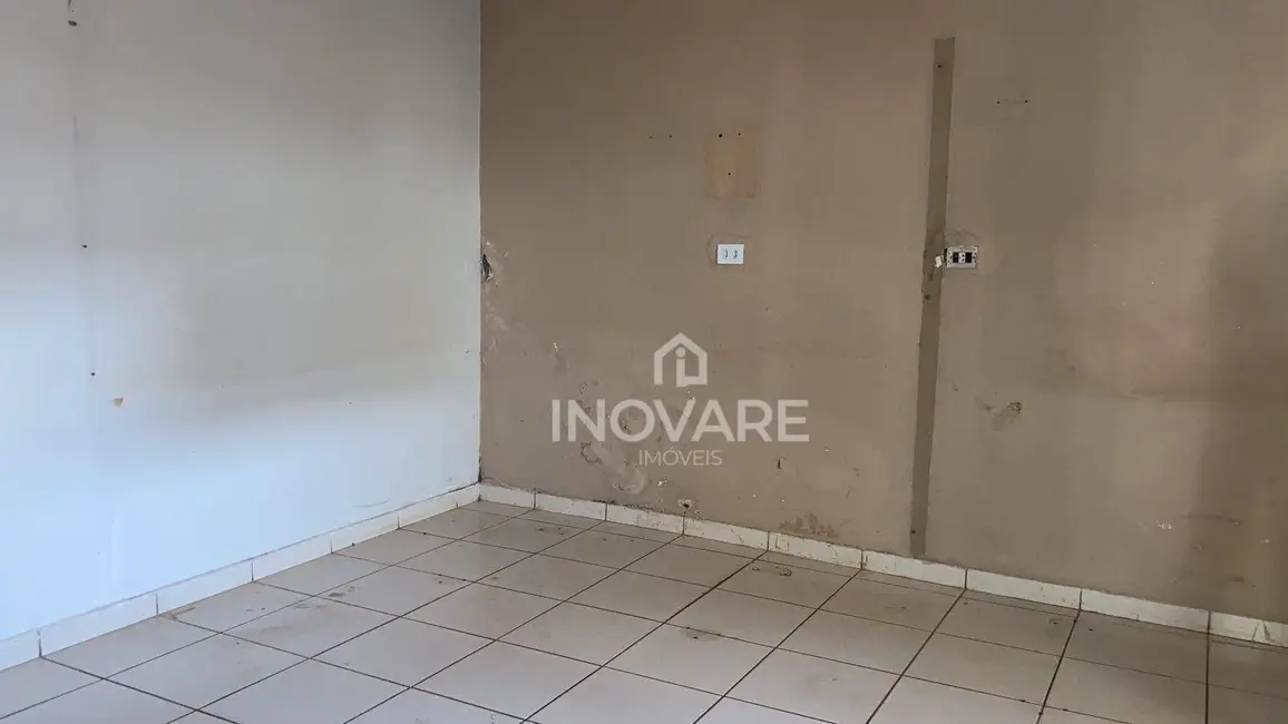 Sala Comercial para alugar, 150m2 em Itumbiara - GO - imagem 5 Foto 5 de Sala Comercial para alugar, 150m2 em Itumbiara - GO