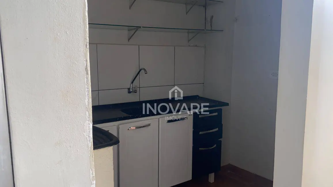 Sala Comercial para alugar, 150m2 em Itumbiara - GO - imagem 4 Foto 4 de Sala Comercial para alugar, 150m2 em Itumbiara - GO