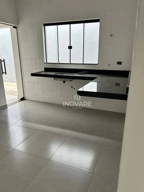 Casa com 2 quartos à venda, 180m2 em Itumbiara - GO - imagem 4 Foto 4 de Casa com 2 quartos à venda, 180m2 em Itumbiara - GO