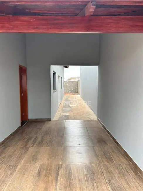 Casa com 2 quartos à venda, 180m2 em Itumbiara - GO - imagem 3 Foto 3 de Casa com 2 quartos à venda, 180m2 em Itumbiara - GO