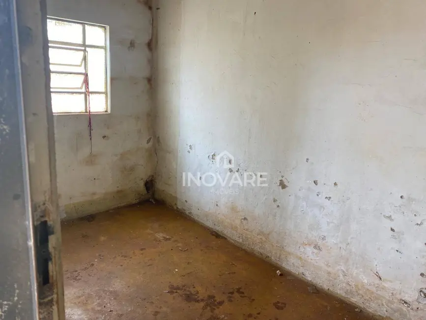 Casa com 2 quartos à venda e para alugar, 141m2 em Setor Bela Vista, Itumbiara - GO - imagem 4 Foto 4 de Casa com 2 quartos à venda e para alugar, 141m2 em Setor Bela Vista, Itumbiara - GO