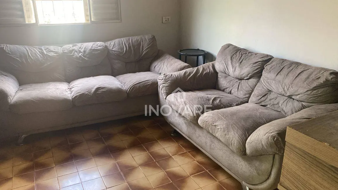 Casa com 2 quartos para alugar, 360m2 em Itumbiara - GO - imagem 4 Foto 4 de Casa com 2 quartos para alugar, 360m2 em Itumbiara - GO