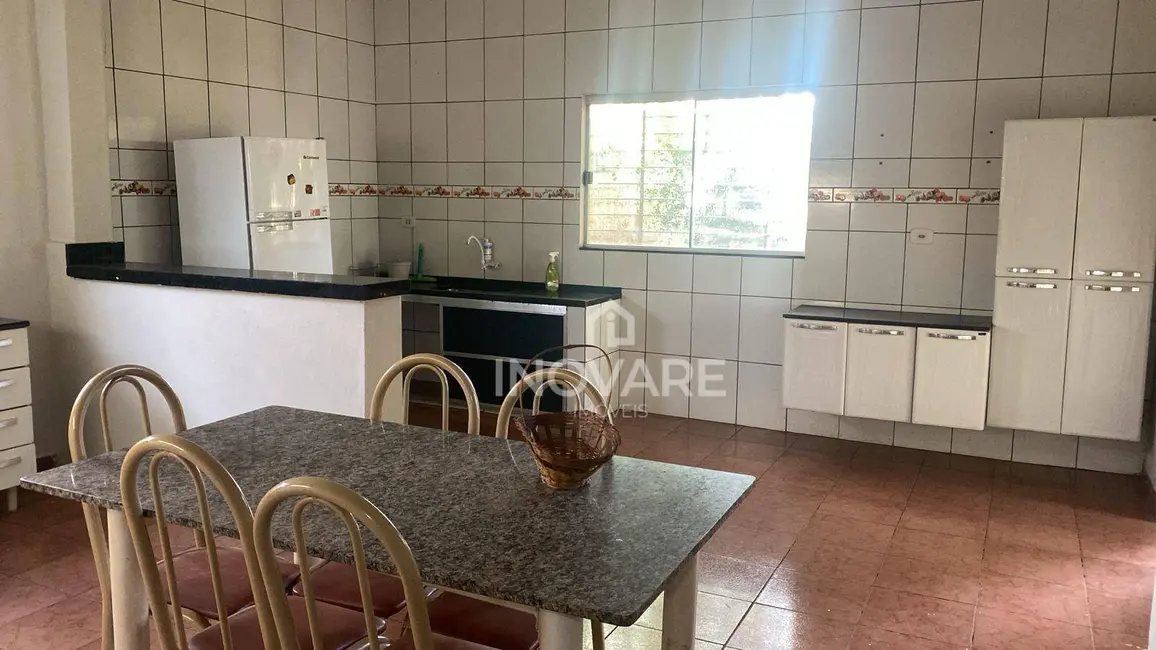 Casa com 2 quartos para alugar, 360m2 em Itumbiara - GO - imagem 7 Foto 7 de Casa com 2 quartos para alugar, 360m2 em Itumbiara - GO