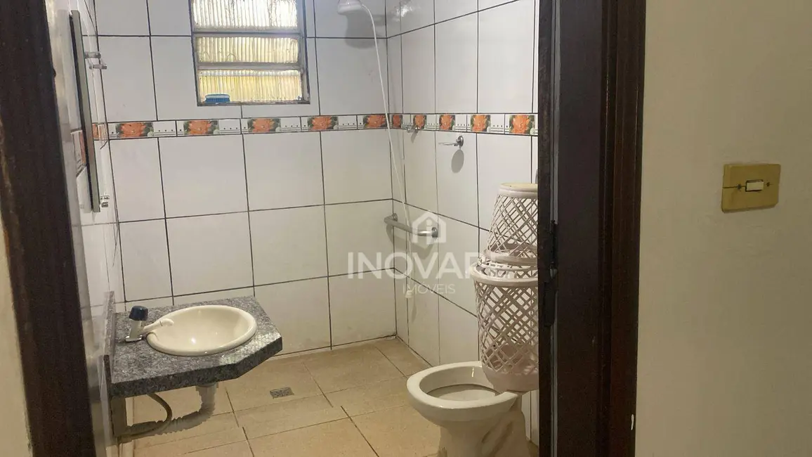 Casa com 2 quartos para alugar, 360m2 em Itumbiara - GO - imagem 6 Foto 6 de Casa com 2 quartos para alugar, 360m2 em Itumbiara - GO