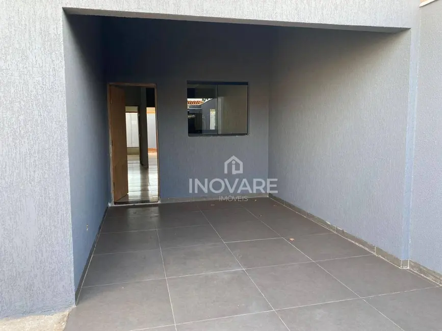 Casa com 3 quartos à venda, 180m2 em Dom Bosco, Itumbiara - GO - imagem 2 Foto 2 de Casa com 3 quartos à venda, 180m2 em Dom Bosco, Itumbiara - GO