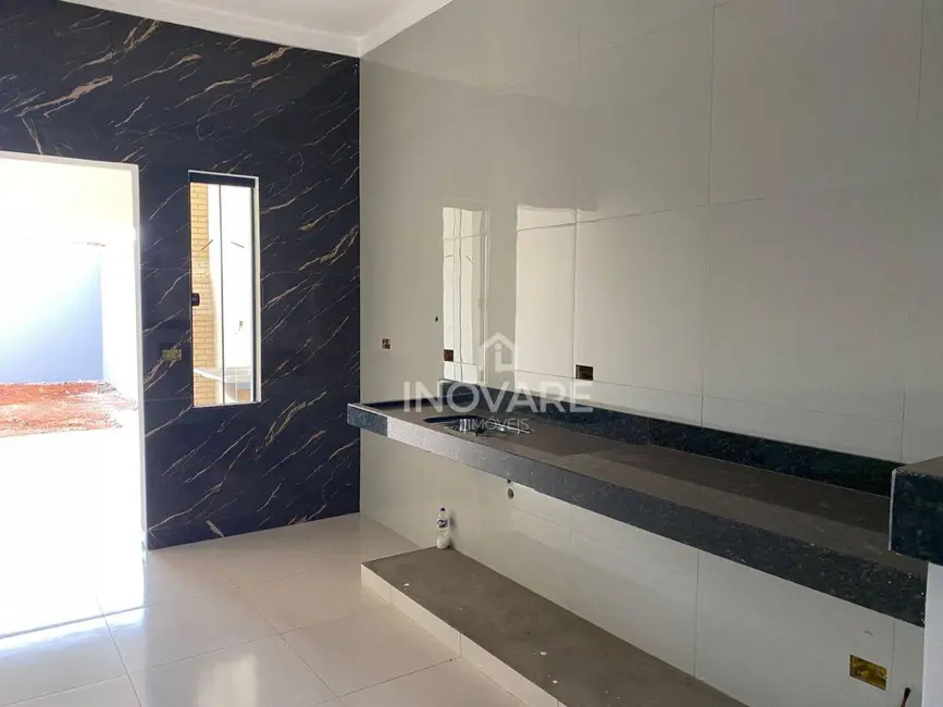 Casa com 3 quartos à venda, 180m2 em Dom Bosco, Itumbiara - GO - imagem 5 Foto 5 de Casa com 3 quartos à venda, 180m2 em Dom Bosco, Itumbiara - GO