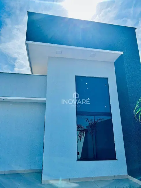 Foto 2 de Casa com 3 quartos à venda, 250m2 em Residencial Beira Rio II, Itumbiara - GO