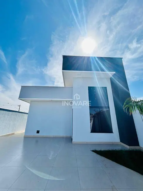 Foto 1 de Casa com 3 quartos à venda, 250m2 em Residencial Beira Rio II, Itumbiara - GO