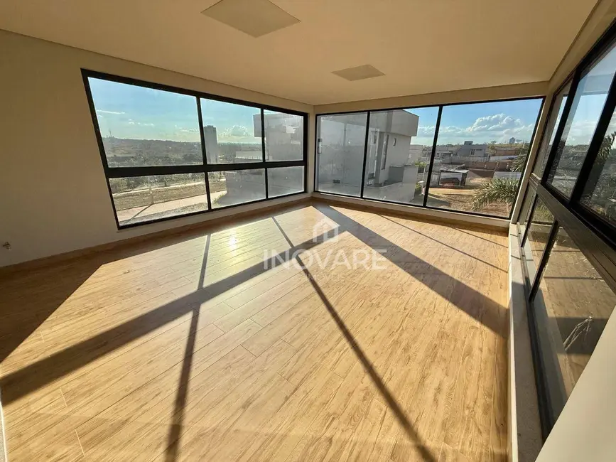 Casa de Condomínio com 4 quartos à venda, 600m2 em Arapora - MG - imagem 8 Foto 8 de Casa de Condomínio com 4 quartos à venda, 600m2 em Arapora - MG