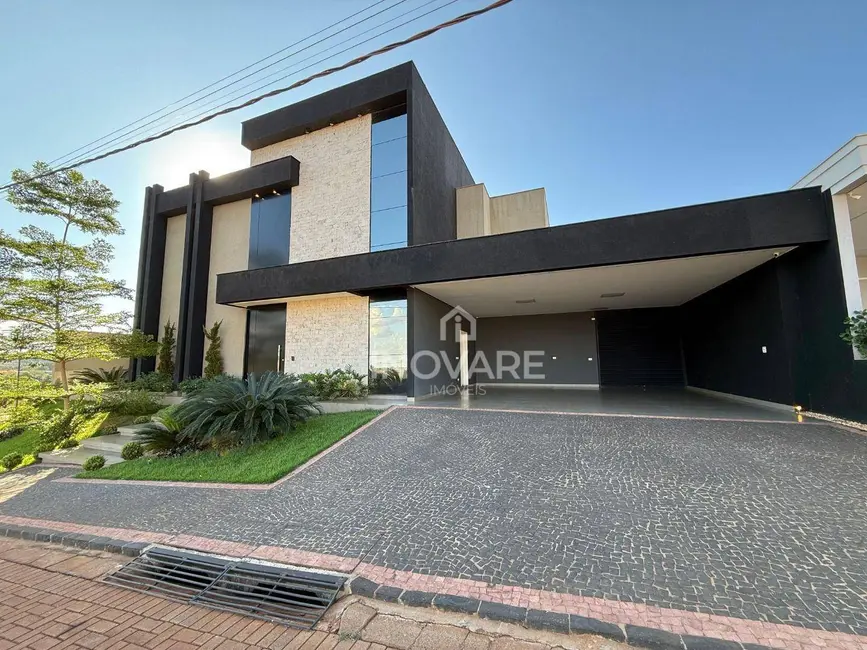 Casa de Condomínio com 4 quartos à venda, 600m2 em Arapora - MG - imagem 2 Foto 2 de Casa de Condomínio com 4 quartos à venda, 600m2 em Arapora - MG