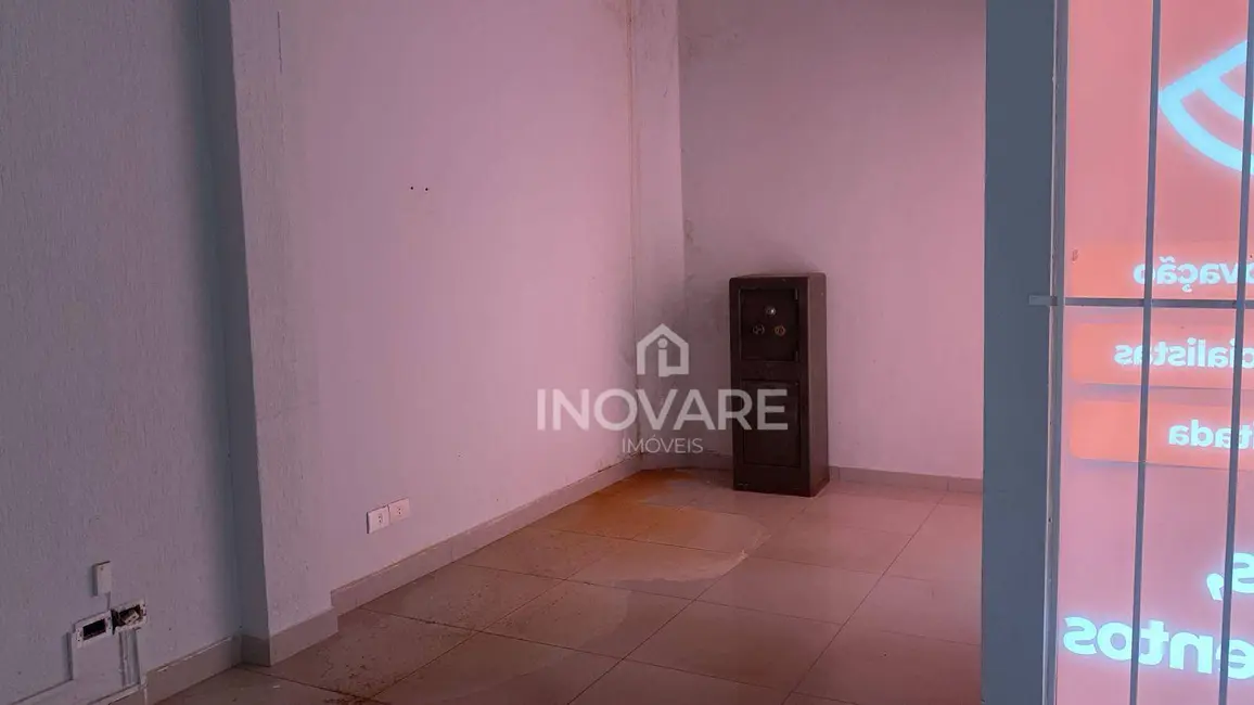 Foto 3 de Sala Comercial para alugar, 305m2 em Itumbiara - GO