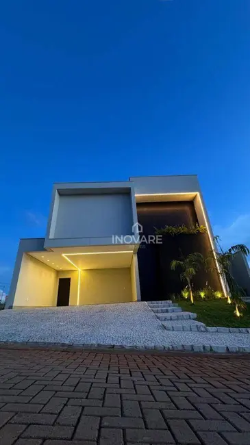 Casa de Condomínio com 2 quartos à venda, 300m2 em Arapora - MG - imagem 4 Foto 4 de Casa de Condomínio com 2 quartos à venda, 300m2 em Arapora - MG