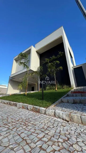 Casa de Condomínio com 2 quartos à venda, 300m2 em Arapora - MG - imagem 1 Foto 1 de Casa de Condomínio com 2 quartos à venda, 300m2 em Arapora - MG