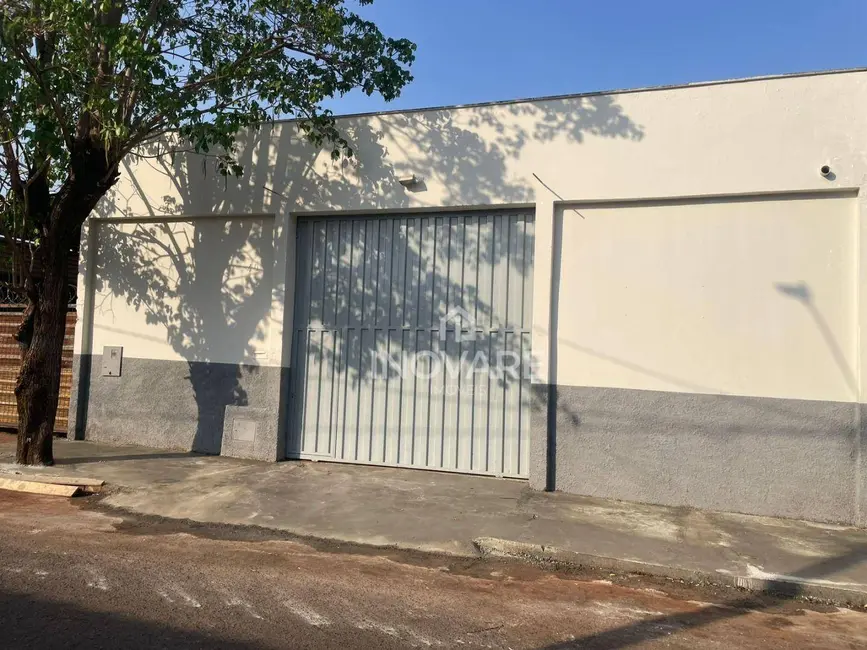 Armazém / Galpão para alugar, 360m2 em Setor Rodoviário, Itumbiara - GO - imagem 2 Foto 2 de Armazém / Galpão para alugar, 360m2 em Setor Rodoviário, Itumbiara - GO