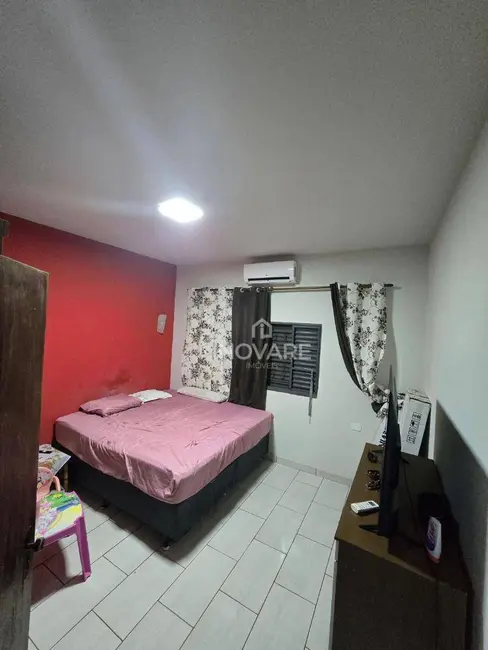 Casa com 3 quartos à venda, 360m2 em Jardim América, Itumbiara - GO - imagem 7 Foto 7 de Casa com 3 quartos à venda, 360m2 em Jardim América, Itumbiara - GO