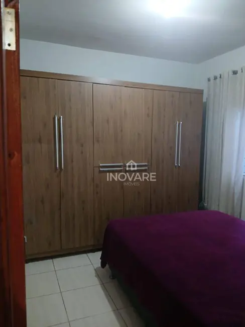 Casa com 2 quartos à venda, 180m2 em Itumbiara - GO - imagem 3 Foto 3 de Casa com 2 quartos à venda, 180m2 em Itumbiara - GO