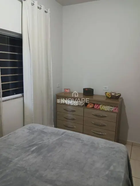 Casa com 2 quartos à venda, 180m2 em Itumbiara - GO - imagem 5 Foto 5 de Casa com 2 quartos à venda, 180m2 em Itumbiara - GO