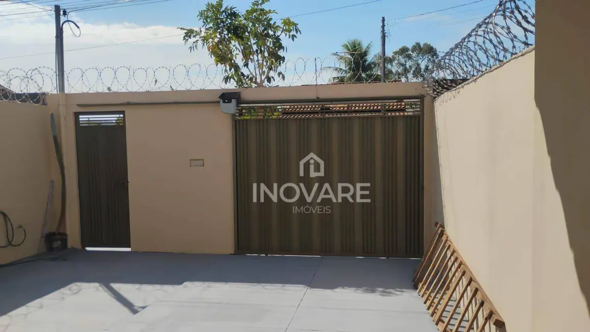 Casa com 3 quartos à venda, 180m2 em Setor Novo Horizonte, Itumbiara - GO - imagem 1 Foto 1 de Casa com 3 quartos à venda, 180m2 em Setor Novo Horizonte, Itumbiara - GO