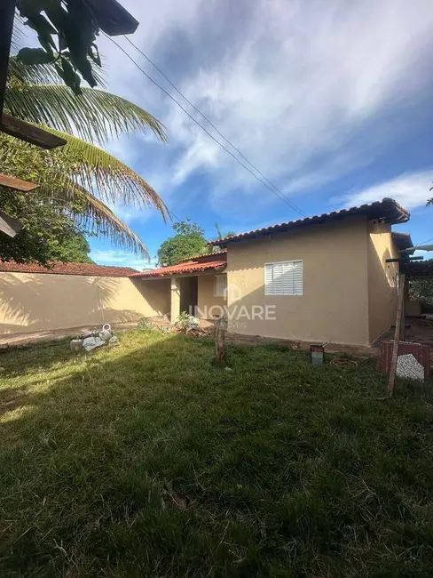 Foto 2 de Casa com 3 quartos à venda, 360m2 em Jardim Leonora, Itumbiara - GO