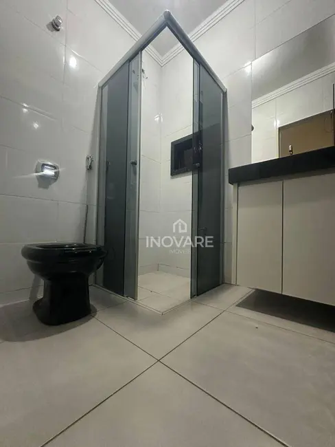Casa com 3 quartos à venda, 250m2 em Residencial Sonho Verde, Itumbiara - GO - imagem 4 Foto 4 de Casa com 3 quartos à venda, 250m2 em Residencial Sonho Verde, Itumbiara - GO