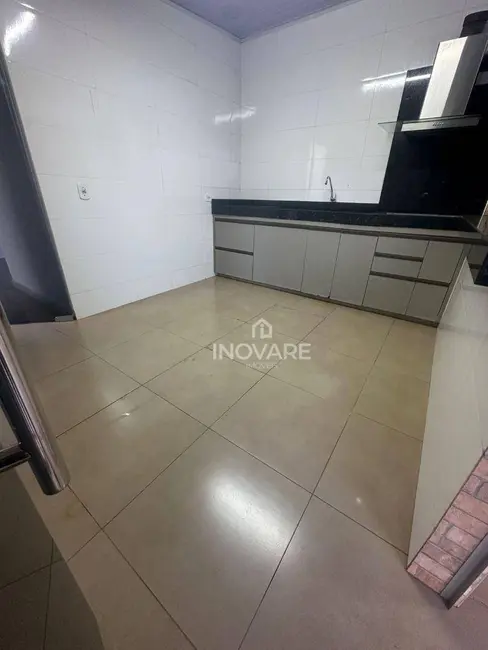 Casa com 3 quartos à venda, 250m2 em Residencial Sonho Verde, Itumbiara - GO - imagem 8 Foto 8 de Casa com 3 quartos à venda, 250m2 em Residencial Sonho Verde, Itumbiara - GO