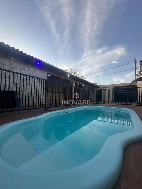 Casa com 3 quartos à venda, 250m2 em Residencial Sonho Verde, Itumbiara - GO - imagem 1 Foto 1 de Casa com 3 quartos à venda, 250m2 em Residencial Sonho Verde, Itumbiara - GO