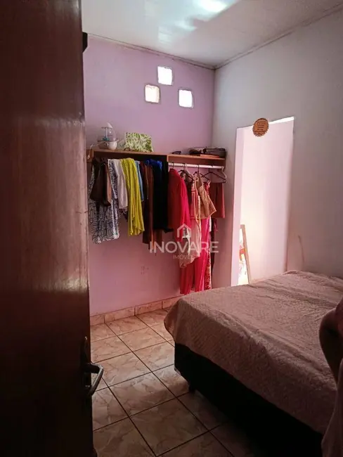 Casa com 3 quartos à venda, 360m2 em Itumbiara - GO - imagem 5 Foto 5 de Casa com 3 quartos à venda, 360m2 em Itumbiara - GO