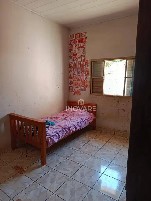 Casa com 3 quartos à venda, 360m2 em Itumbiara - GO - imagem 3 Foto 3 de Casa com 3 quartos à venda, 360m2 em Itumbiara - GO