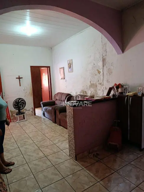 Casa com 3 quartos à venda, 360m2 em Itumbiara - GO - imagem 6 Foto 6 de Casa com 3 quartos à venda, 360m2 em Itumbiara - GO