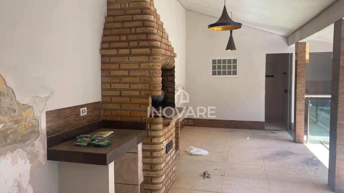 Casa com 2 quartos para alugar, 340m2 em Itumbiara - GO - imagem 4 Foto 4 de Casa com 2 quartos para alugar, 340m2 em Itumbiara - GO