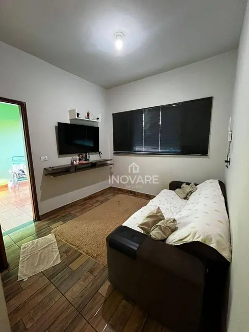 Casa com 2 quartos à venda, 150m2 em Jardim Liberdade, Itumbiara - GO - imagem 7 Foto 7 de Casa com 2 quartos à venda, 150m2 em Jardim Liberdade, Itumbiara - GO