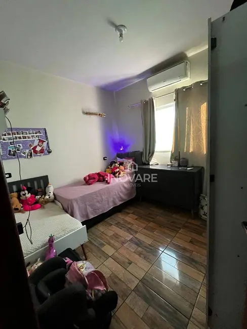 Casa com 2 quartos à venda, 150m2 em Jardim Liberdade, Itumbiara - GO - imagem 4 Foto 4 de Casa com 2 quartos à venda, 150m2 em Jardim Liberdade, Itumbiara - GO