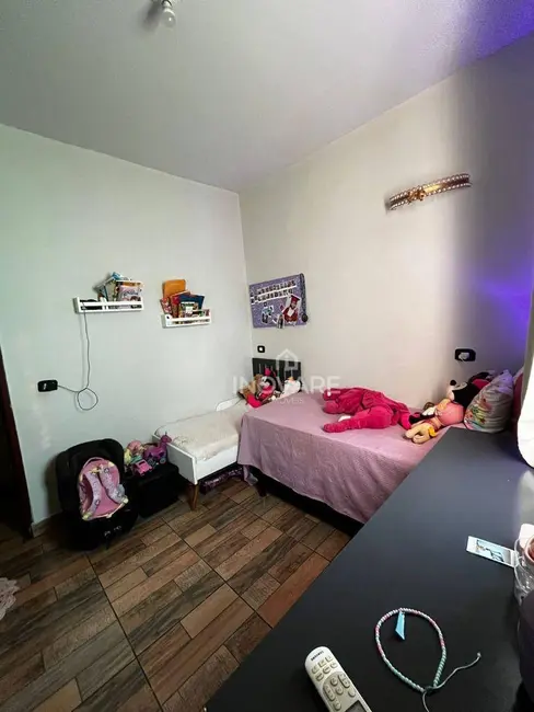 Casa com 2 quartos à venda, 150m2 em Jardim Liberdade, Itumbiara - GO - imagem 5 Foto 5 de Casa com 2 quartos à venda, 150m2 em Jardim Liberdade, Itumbiara - GO