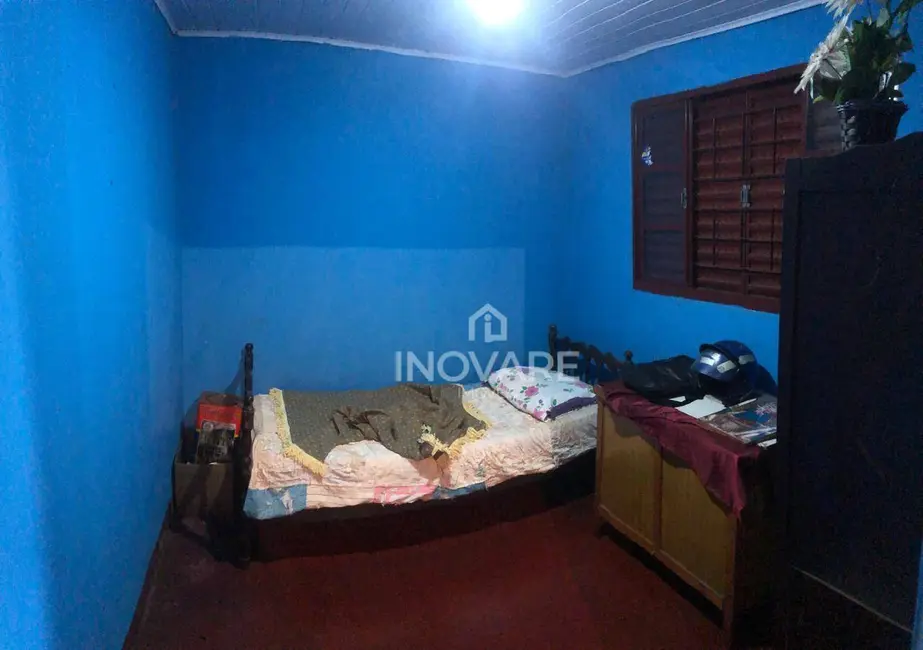 Casa com 3 quartos à venda, 360m2 em Itumbiara - GO - imagem 3 Foto 3 de Casa com 3 quartos à venda, 360m2 em Itumbiara - GO