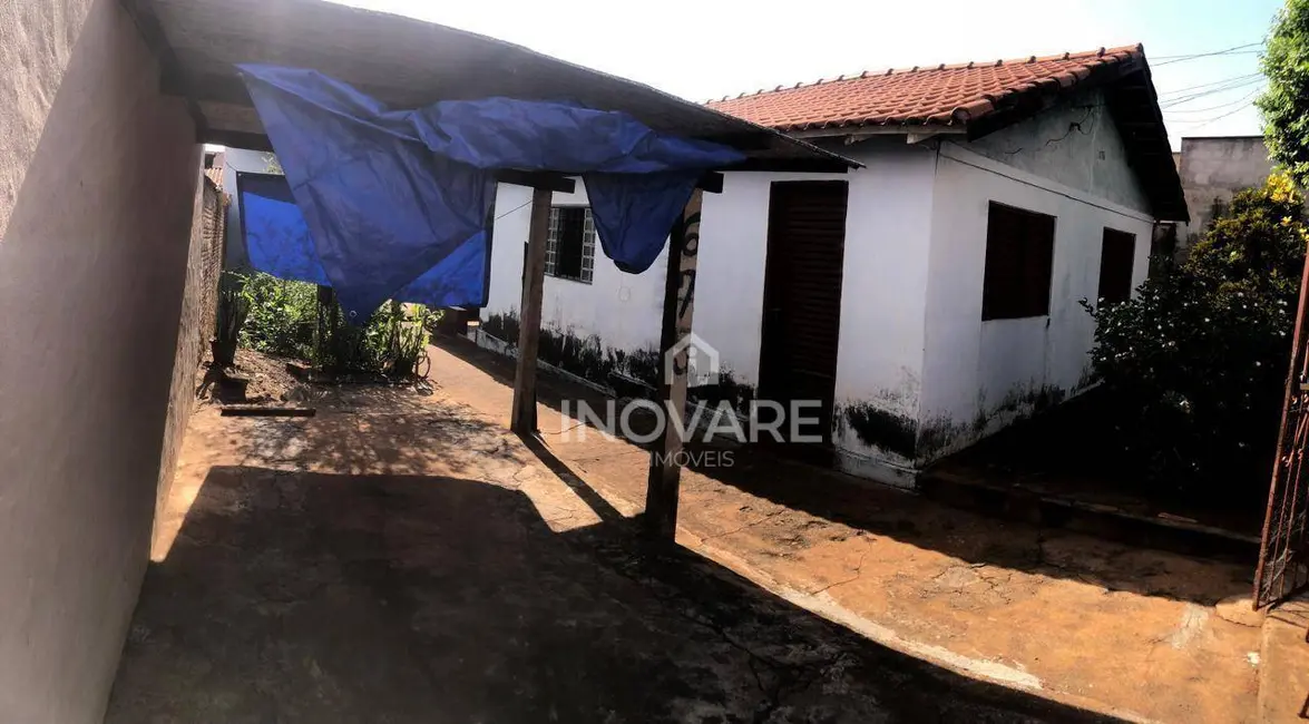 Casa com 3 quartos à venda, 360m2 em Itumbiara - GO - imagem 1 Foto 1 de Casa com 3 quartos à venda, 360m2 em Itumbiara - GO