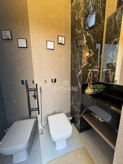 Casa de Condomínio com 3 quartos à venda, 600m2 em Arapora - MG - imagem 5 Foto 5 de Casa de Condomínio com 3 quartos à venda, 600m2 em Arapora - MG