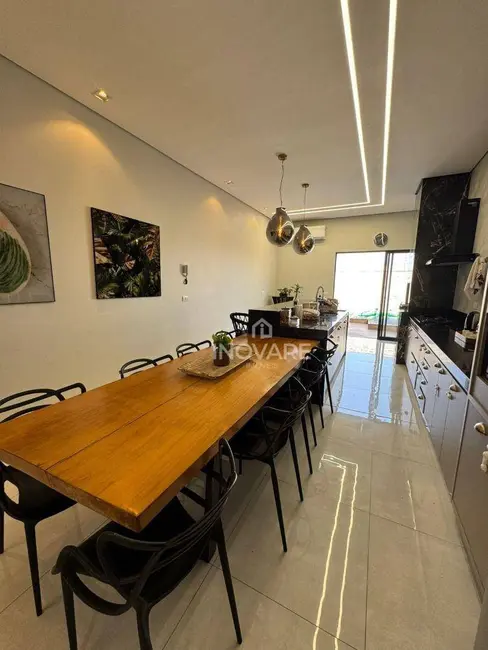 Casa de Condomínio com 3 quartos à venda, 600m2 em Arapora - MG - imagem 9 Foto 9 de Casa de Condomínio com 3 quartos à venda, 600m2 em Arapora - MG