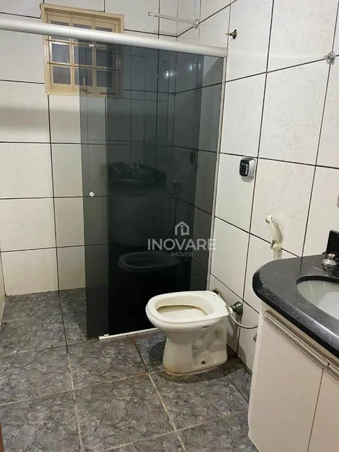 Casa com 3 quartos à venda, 394m2 em Itumbiara - GO - imagem 6 Foto 6 de Casa com 3 quartos à venda, 394m2 em Itumbiara - GO
