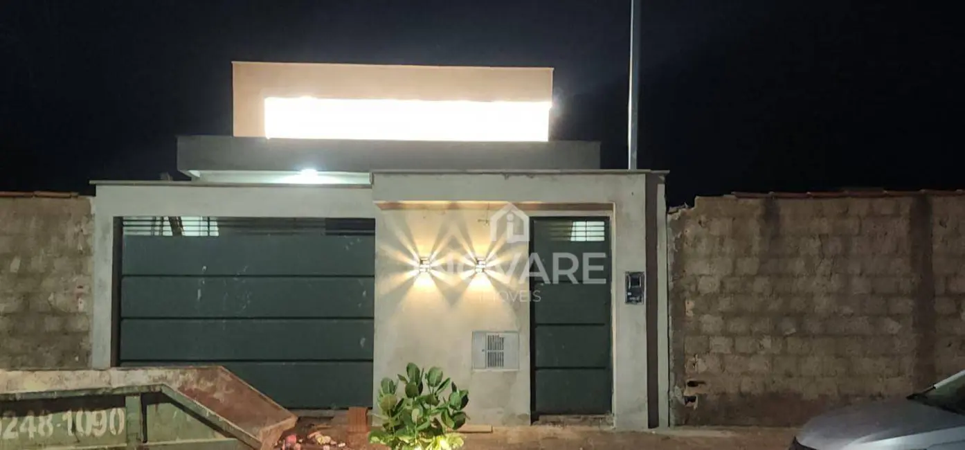 Casa com 3 quartos à venda, 210m2 em Itumbiara - GO - imagem 2 Foto 2 de Casa com 3 quartos à venda, 210m2 em Itumbiara - GO