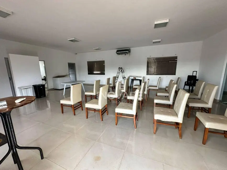 Foto 9 de Casa de Condomínio com 3 quartos à venda, 190m2 em Arapora - MG