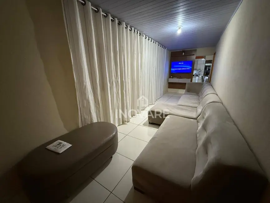 Casa com 4 quartos à venda, 90m2 em Itumbiara - GO - imagem 3 Foto 3 de Casa com 4 quartos à venda, 90m2 em Itumbiara - GO