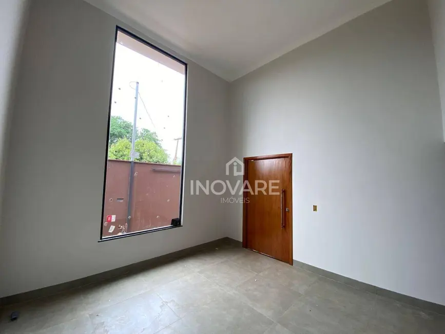 Foto 3 de Casa com 3 quartos à venda, 200m2 em Itumbiara - GO
