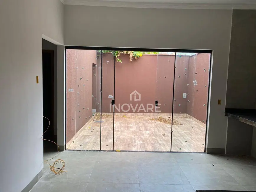 Foto 9 de Casa com 3 quartos à venda, 200m2 em Itumbiara - GO