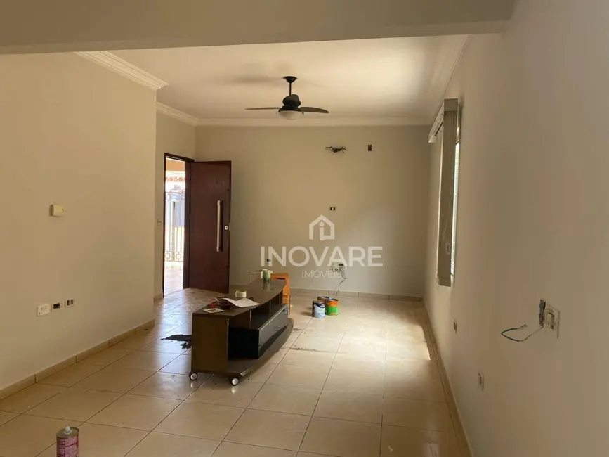 Foto 1 de Casa com 3 quartos à venda, 360m2 em Residencial Jardim Primavera, Itumbiara - GO