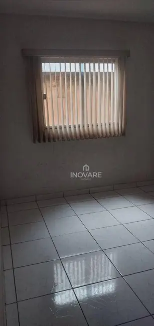 Casa com 2 quartos à venda, 180m2 em Parque Vale dos Buritys III, Itumbiara - GO - imagem 6 Foto 6 de Casa com 2 quartos à venda, 180m2 em Parque Vale dos Buritys III, Itumbiara - GO