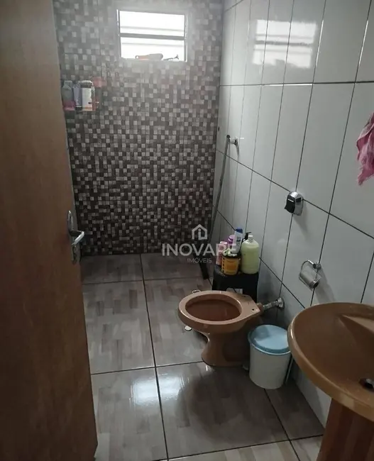 Casa com 3 quartos à venda, 250m2 em Conjunto Habitacional Juca Arantes, Itumbiara - GO - imagem 5 Foto 5 de Casa com 3 quartos à venda, 250m2 em Conjunto Habitacional Juca Arantes, Itumbiara - GO