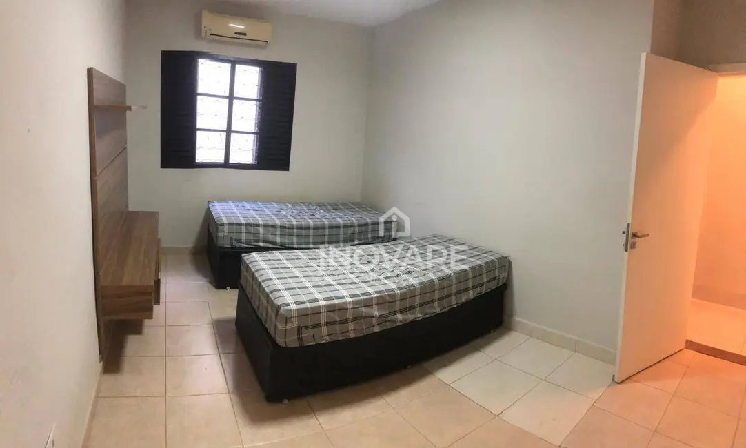 Foto 3 de Casa com 3 quartos à venda, 280m2 em Itumbiara - GO